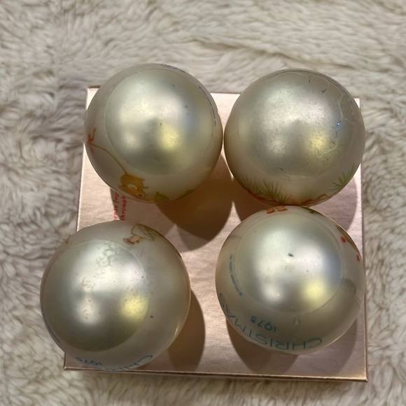 4 Vintage 1975 Hallmark ornaments Little Miracles by Ruth Morehead - Picture 6 of 11